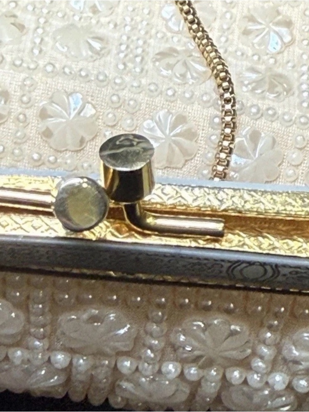 Vintage Evening Bag Ivory Raised Floral Daisies
Shimmery Purse 7x6 Ornate Frame - Picture 6 of 8